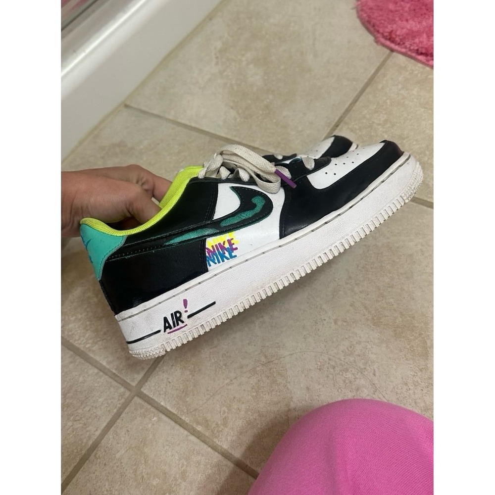 Nike Air Force 1 LV8 GS 'Graffiti' - Picture 2 of 9